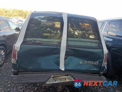 Zdjęcie 6 z 13 samochodu: 1992 CHEVROLET SUBURBAN K1500 VIN:1GNFK16K9NJ338993 - miniatura