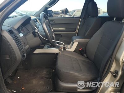 Zdjęcie 7 z 14 samochodu: 2011 FORD ESCAPE XLT VIN:1FMCU0D77BKC22742 - miniatura