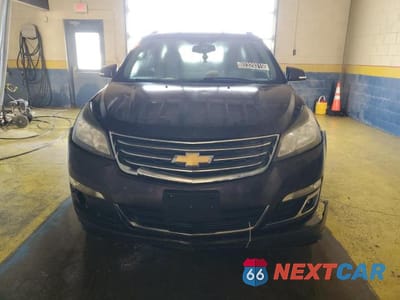 Piąte zdjęcie samochodu w środku: 2015 CHEVROLET TRAVERSE LT VIN:1GNKRGKD3FJ129190 - miniatura