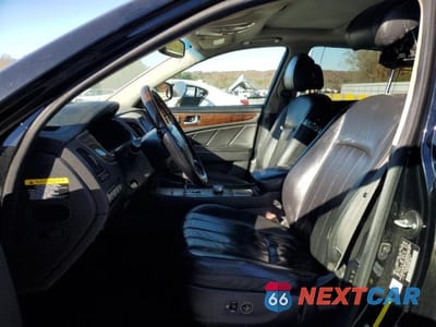 Zdjęcie 7 z 11 samochodu: 2011 HYUNDAI EQUUS SIGNATURE VIN:KMHGH4JF6BU041712 - miniatura