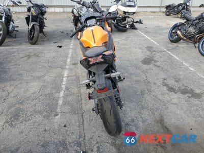 Czwarte zdjęcie samochodu z boku: 2025 KAWASAKI EX650 P VIN:ML5EXEP18SDAE3583 - miniatura