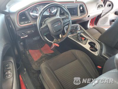 Zdjęcie 8 z 12 samochodu: 2019 DODGE CHALLENGER SXT VIN:2C3CDZAG2KH557707 - miniatura