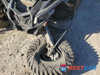 Zdjęcie 9 z 10 samochodu: 2024 CAN-AM MAVERICK X3 UTILITY VEHICLE VIN:3JBVXAV49RE000749 - miniatura