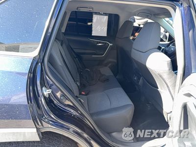 Zdjęcie 6 z 11 samochodu: 2020 TOYOTA RAV4 XLE VIN:2T3W1RFV2LC061205 - miniatura