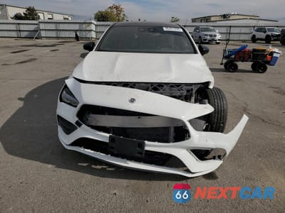 Piąte zdjęcie samochodu w środku: 2023 MERCEDES-BENZ CLA 250 4MATIC VIN:W1K5J4HB9PN389613 - miniatura
