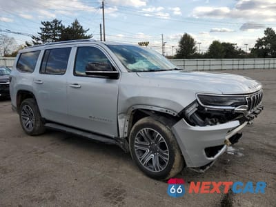 Czwarte zdjęcie samochodu z boku: 2024 JEEP WAGONEER SERIES I VIN:1C4SJVAPXRS121358 - miniatura