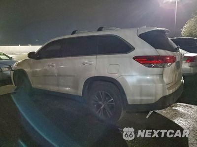 Drugie zdjęcie samochodu z przodu: 2019 TOYOTA HIGHLANDER VIN:5TDZZRFH9KS365274 - miniatura