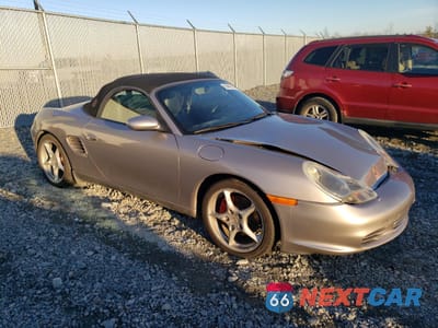 Czwarte zdjęcie samochodu z boku: 2003 PORSCHE BOXSTER S VIN:WP0CB29823U662235 - miniatura