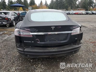 Zdjęcie 6 z 13 samochodu: 2013 TESLA MODEL S VIN:5YJSA1DN7DFP12174 - miniatura