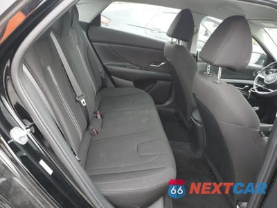 Zdjęcie 10 z 12 samochodu: 2023 HYUNDAI ELANTRA SEL VIN:KMHLM4AG9PU529188 - miniatura