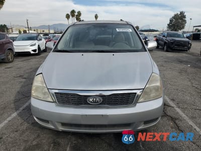 Piąte zdjęcie samochodu w środku: 2012 KIA SEDONA LX VIN:KNDMG4C74C6483667 - miniatura