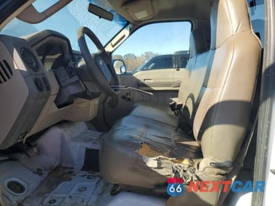 Zdjęcie 7 z 12 samochodu: 2008 FORD F250 XL VIN:1FTNF20528EC76402 - miniatura