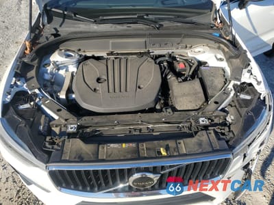 Zdjęcie 12 z 15 samochodu: 2022 VOLVO XC60 B5 MOMENTUM VIN:YV4L12DKXN1925840 - miniatura