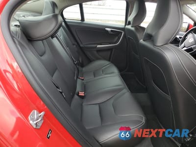 Zdjęcie 10 z 14 samochodu: 2018 VOLVO S60 DYNAMIC VIN:YV140MTL4J2460034 - miniatura