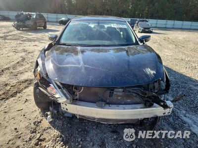Piąte zdjęcie samochodu w środku: 2018 NISS ALTIMA 2.5 VIN:1N4AL3AP8JC105206 - miniatura