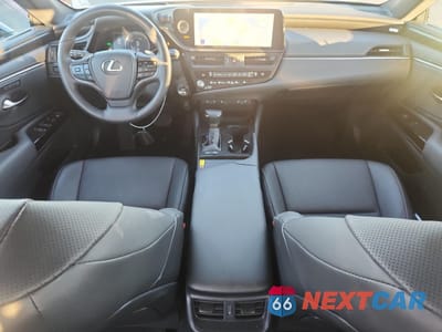Zdjęcie 8 z 14 samochodu: 2025 LEXUS ES 300H BASE VIN:58ADA1C12SU072990 - miniatura