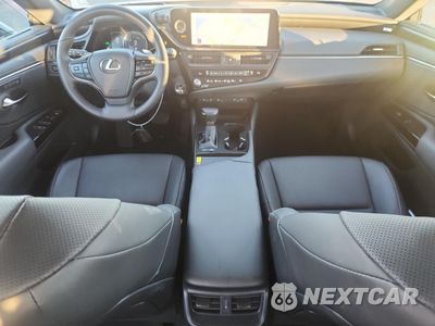Zdjęcie 8 z 14 samochodu: 2025 LEXUS ES 300H BASE VIN:58ADA1C12SU072990 - miniatura