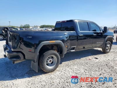 Trzecie zdjęcie samochodu z tyłu: 2023 GMC SIERRA K3500 DENALI VIN:1GT49WEYXPF145515 - miniatura
