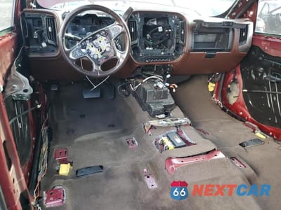 Zdjęcie 8 z 12 samochodu: 2017 CHEVROLET SILVERADO K1500 HIGH COUNTRY VIN:3GCUKTEJ0HG422856 - miniatura