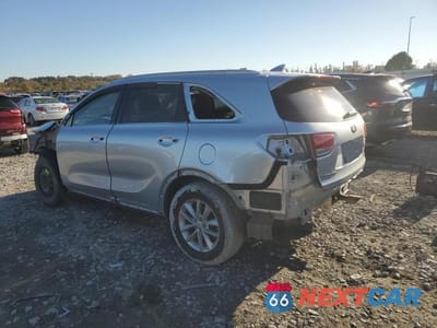 Drugie zdjęcie samochodu z przodu: 2018 KIA SORENTO LX VIN:5XYPGDA30JG409234 - miniatura
