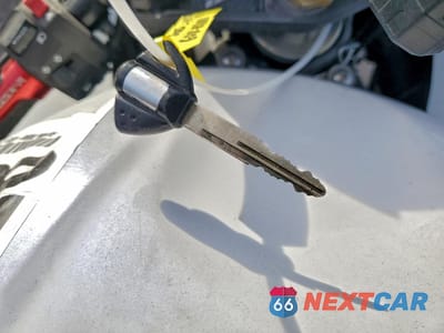 Zdjęcie 8 z 10 samochodu: 2011 SUZUKI GSX-R600 VIN:JS1GN7FAXB2103355 - miniatura