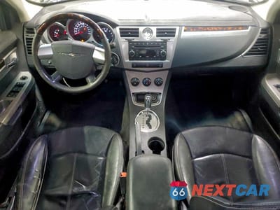Zdjęcie 8 z 12 samochodu: 2010 CHRYSLER SEBRING LIMITED VIN:1C3CC5FBXAN133626 - miniatura