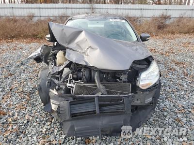 Piąte zdjęcie samochodu w środku: 2014 FORD FOCUS SE VIN:1FADP3F25EL316013 - miniatura