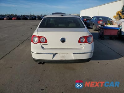 Zdjęcie 6 z 12 samochodu: 2010 VOLKSWAGEN PASSAT KOMFORT VIN:WVWJM7AN6AP028776 - miniatura