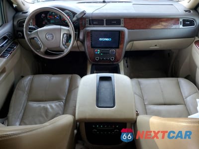Zdjęcie 8 z 12 samochodu: 2012 CHEVROLET TAHOE K1500 LT VIN:1GNSKBE02CR179673 - miniatura