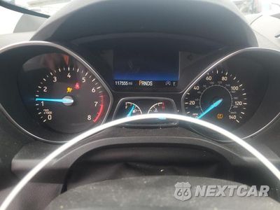Zdjęcie 9 z 12 samochodu: 2017 FORD ESCAPE SE VIN:1FMCU9G95HUB25781 - miniatura