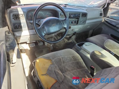 Zdjęcie 8 z 14 samochodu: 2000 FORD F250 SUPER DUTY VIN:1FTNX21FXYEA18620 - miniatura