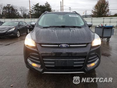 Piąte zdjęcie samochodu w środku: 2016 FORD ESCAPE SE VIN:1FMCU9GXXGUB78649 - miniatura