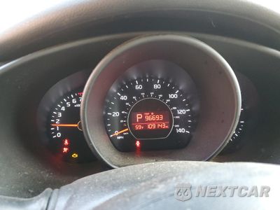 Zdjęcie 9 z 13 samochodu: 2014 KIA SOUL VIN:KNDJN2A23E7723261 - miniatura