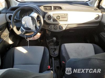 Zdjęcie 8 z 11 samochodu: 2014 TOYOTA YARIS VIN:JTDKTUD31ED580497 - miniatura