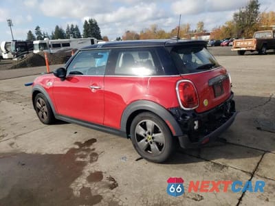 Drugie zdjęcie samochodu z przodu: 2021 MINI COOPER SE VIN:WMWXP3C07M2N26642 - miniatura