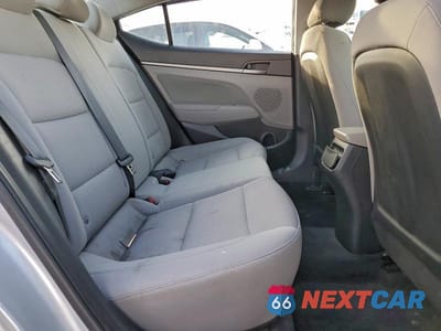 Zdjęcie 10 z 12 samochodu: 2018 HYUNDAI ELANTRA SEL VIN:5NPD84LF5JH252381 - miniatura