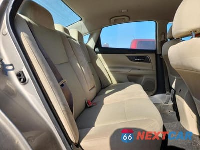 Zdjęcie 10 z 12 samochodu: 2015 NISSAN ALTIMA 2.5 S VIN:1N4AL3AP6FC412316 - miniatura