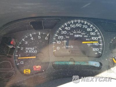Zdjęcie 9 z 11 samochodu: 2005 GMC NEW SIERRA K1500 VIN:1GTEK19B85E180686 - miniatura