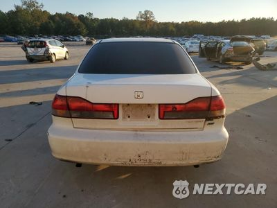 Zdjęcie 6 z 14 samochodu: 2002 HONDA ACCORD EX VIN:1HGCG165X2A049903 - miniatura