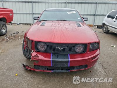 Piąte zdjęcie samochodu w środku: 2006 FORD MUSTANG GT VIN:1ZVFT82HX65148460 - miniatura