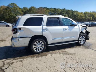 Trzecie zdjęcie samochodu z tyłu: 2019 TOYOTA SEQUOIA PLATINUM VIN:5TDDY5G14KS171632 - miniatura