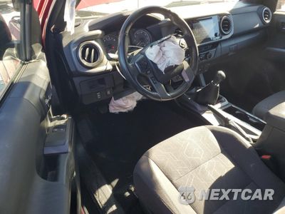 Zdjęcie 8 z 13 samochodu: 2017 TOYOTA TACOMA ACCESS CAB VIN:5TFSZ5AN5HX100958 - miniatura