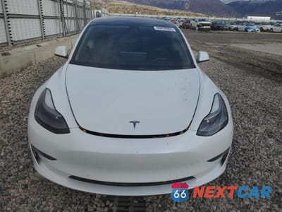 Piąte zdjęcie samochodu w środku: 2021 TESLA MODEL 3 VIN:5YJ3E1EA6MF939473 - miniatura