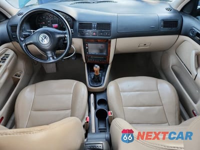 Zdjęcie 8 z 12 samochodu: 2001 VOLKSWAGEN JETTA GLX VIN:3VWTG29MX1M012923 - miniatura