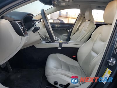 Zdjęcie 7 z 13 samochodu: 2021 VOLVO S60 T5 MOMENTUM VIN:7JR102TZXMG113253 - miniatura