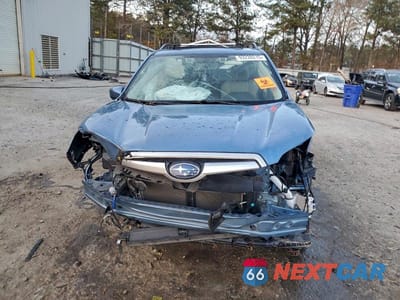 Piąte zdjęcie samochodu w środku: 2021 SUBARU FORESTER VIN:JF2SKAJC5MH437910 - miniatura