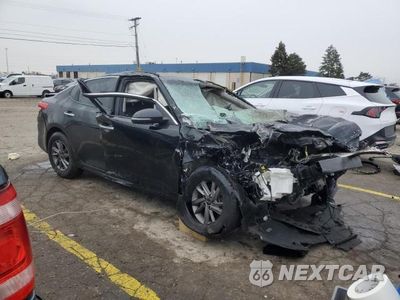 Czwarte zdjęcie samochodu z boku: 2020 KIA OPTIMA LX VIN:5XXGT4L33LG399766 - miniatura