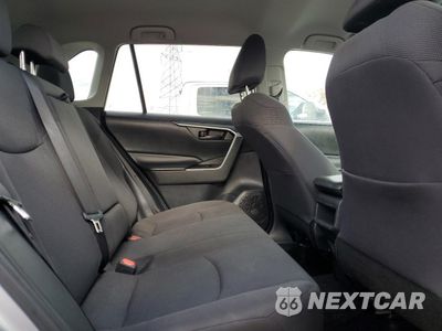 Zdjęcie 11 z 14 samochodu: 2019 TOYOTA RAV4 LE VIN:2T3H1RFVXKW020682 - miniatura