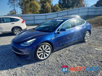 2019 TESLA MODEL 3 5YJ3E1EB8KF450918 - główne zdjęcie licytacji z USA - miniatura