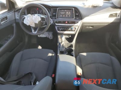 Zdjęcie 8 z 13 samochodu: 2018 HYUNDAI SONATA SE VIN:5NPE24AF4JH707617 - miniatura